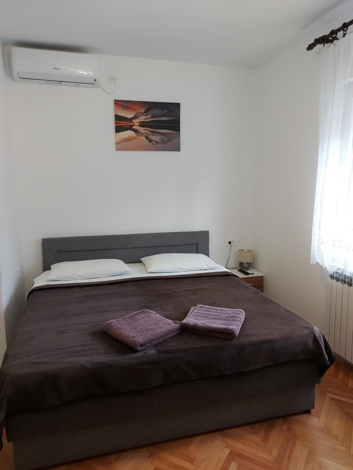 Elena Rooms Pasjak Exterior photo
